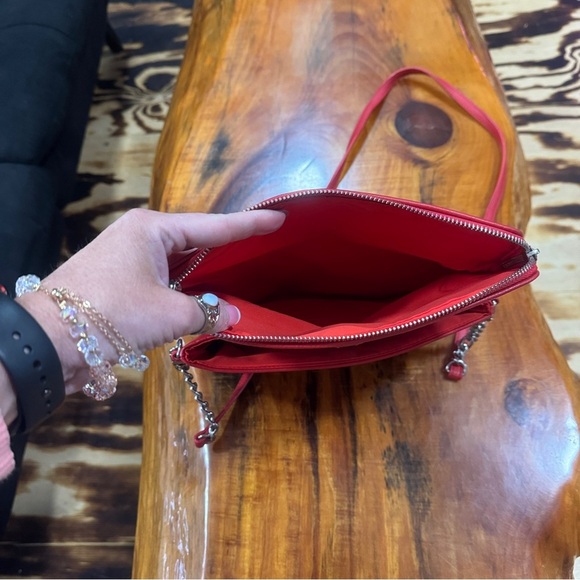 Express Red Leather Shoulder Bag with Chain Strap - Picture 5 of 5